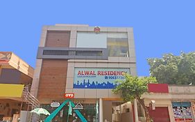 Oyo 93463 Alwal Residency